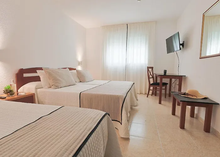 Olas De Альмуньекар