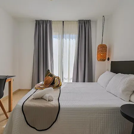 Carmen By Bossh Hotel 2*