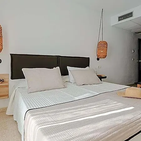 Olas De Hotel