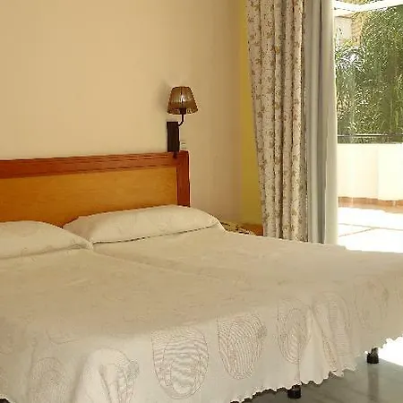 Carmen By Bossh Hotel