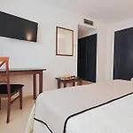 Olas De Hotel